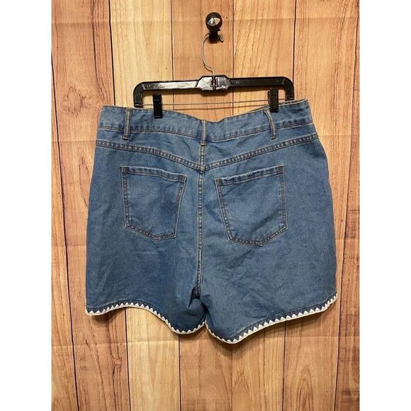 BLOOMCHIC 14 Embroidered Hem Wide-Leg Denim Shorts NWT blue jeans - Picture 8 of 10